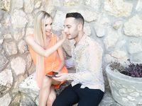 Florane Russel - Seksowna blondynka