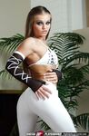 Rita Faltoyano dostaje kutasa w swoją cipkę