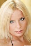 Lucy Love i Sandra Parker pieprzą się w tyłek