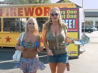 Jessica Moore i Kelly Madison w trójkącie