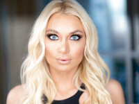 Natalia Starr pierwsza penetracja pośladków