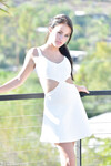 Megan Rain pokazuje swoją cipkę