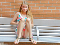 Hanah, 18-letnia blond nastolatka
