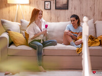 Kaira Love i Valentina Lapiedra zakochują się w sobie