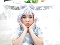 Azjatycka laska cosplay Kimmy Kimm ostro pieprzy się z długowłosym facetem