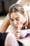 Sport blondynka Wenera Maxima Dysk przejebane na podłodze