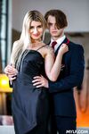 Marsianna Amoon wytatuowana myIf jest mocno przejebane w salonie