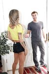 Piersi-bogata blondynka macocha Nadia Styles siedziała z jej pieprzoną gorącą cipką James Deen ogon