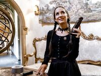 Freya Von Doom i Claire Roos ruchają się jak koniec świata