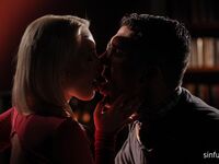 Blondynka, Lovita Fate ładnie zerżnięta w środku nocy