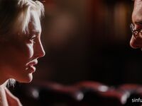 Blondynka, Lovita Fate ładnie zerżnięta w środku nocy