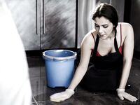Valentina Nappi dostaje duży cycek brązowy cipki od jej brodaty kochanka