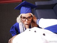Elsa Jean - Po ukończeniu studiów