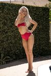 Elsa Jean - Seksowna nastolatka
