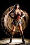 Romi Rain zerżnięta superbohaterka