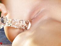 Romi Rain i dildo
