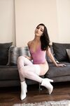 Emily Willis ujeżdża łysego faceta