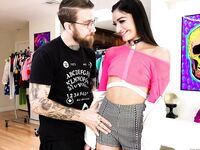 Emily Willis twardy seks