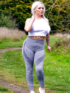 Louise Lee wielka dupa milf