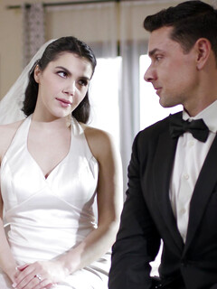 Valentina Nappi, gorąca panna młoda