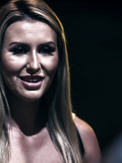 Paige Owens delikatnie zerżnięta